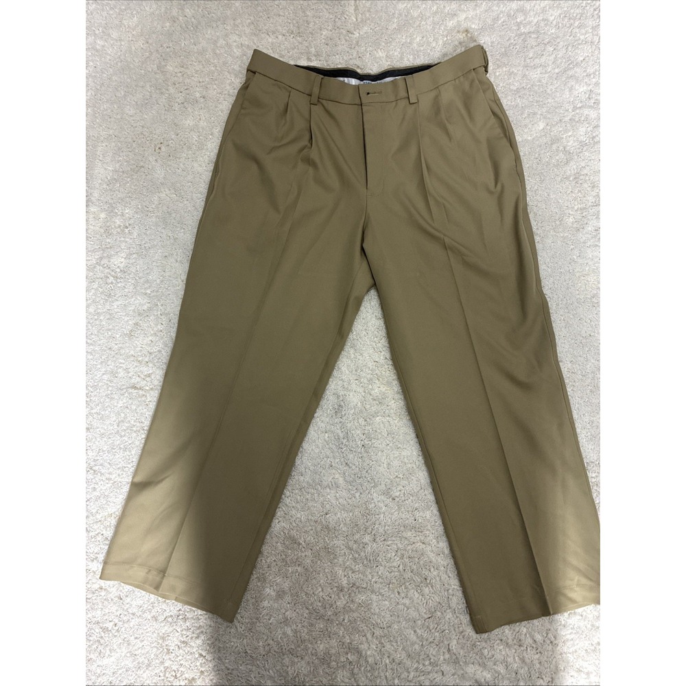 Haggar Mens Classic fit Dress Pants 32X30 Beige Solid Stretch